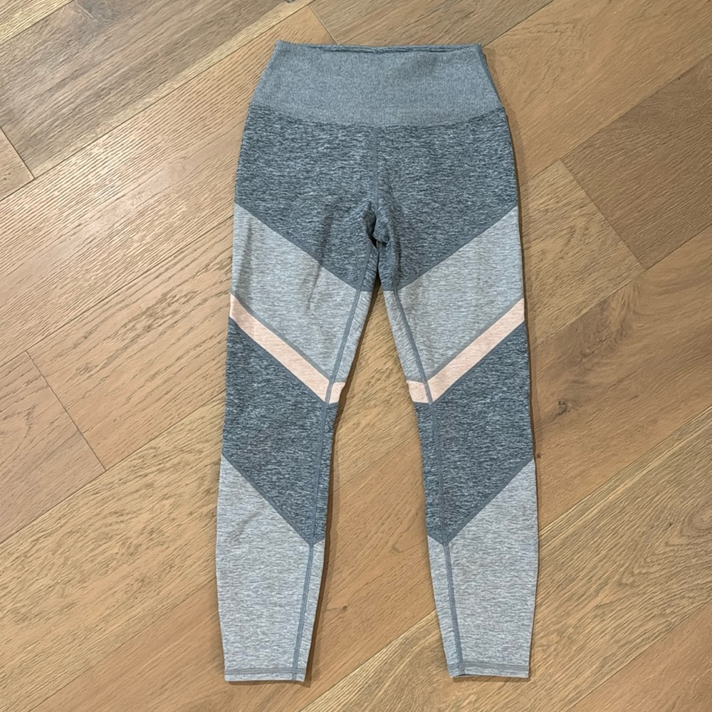 Alo cropped leggings